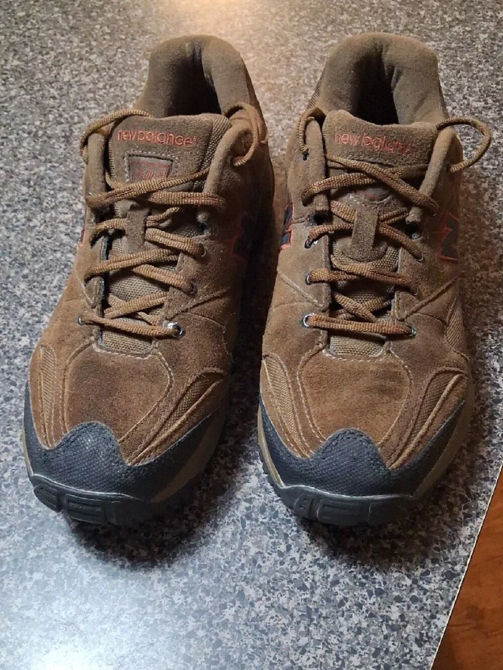 New Balance Men's Brown Suede And Canvas Trail Sneakers Size 10.5